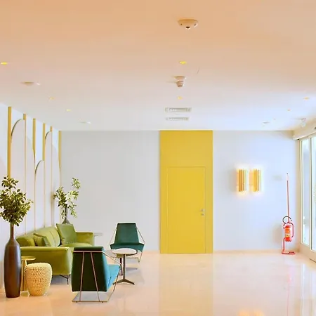 Relaxing Flat With Sea Views In Bibione Appartamento *
