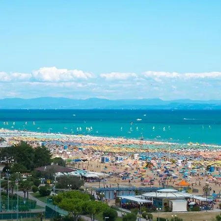 Relaxing Flat With Sea Views In Bibione Bibione
