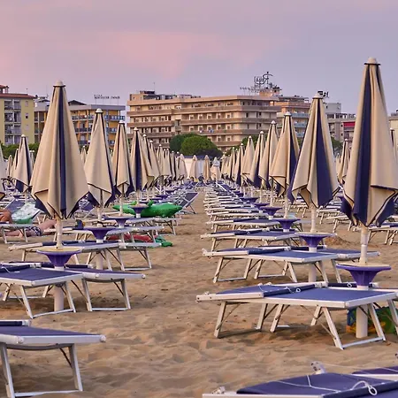Relaxing Flat With Sea Views In Bibione * Bibione